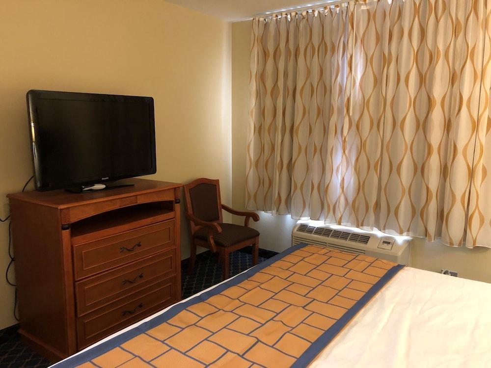 Days Inn By Wyndham Brigham City Eksteriør bilde